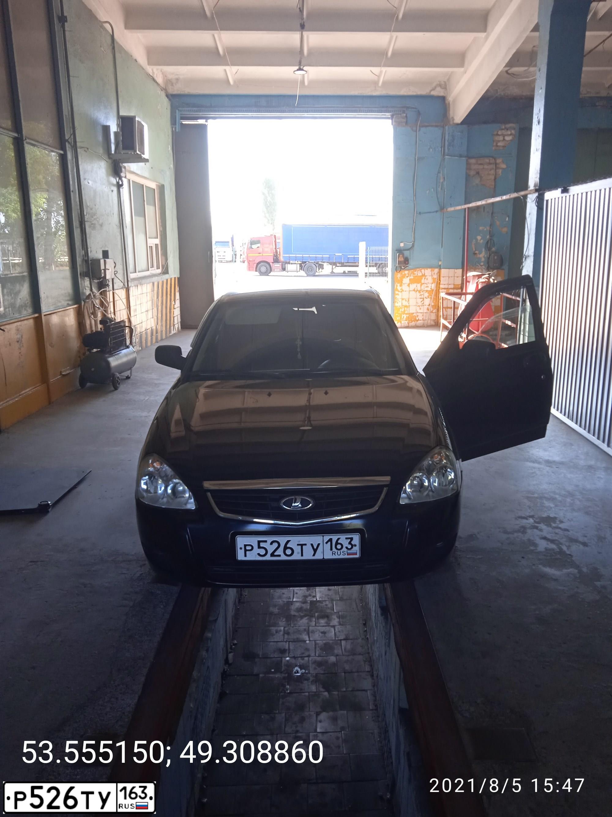 Фото автомобиля LADA 2170 PRIORA, 2009 — госномер Р526ТУ163