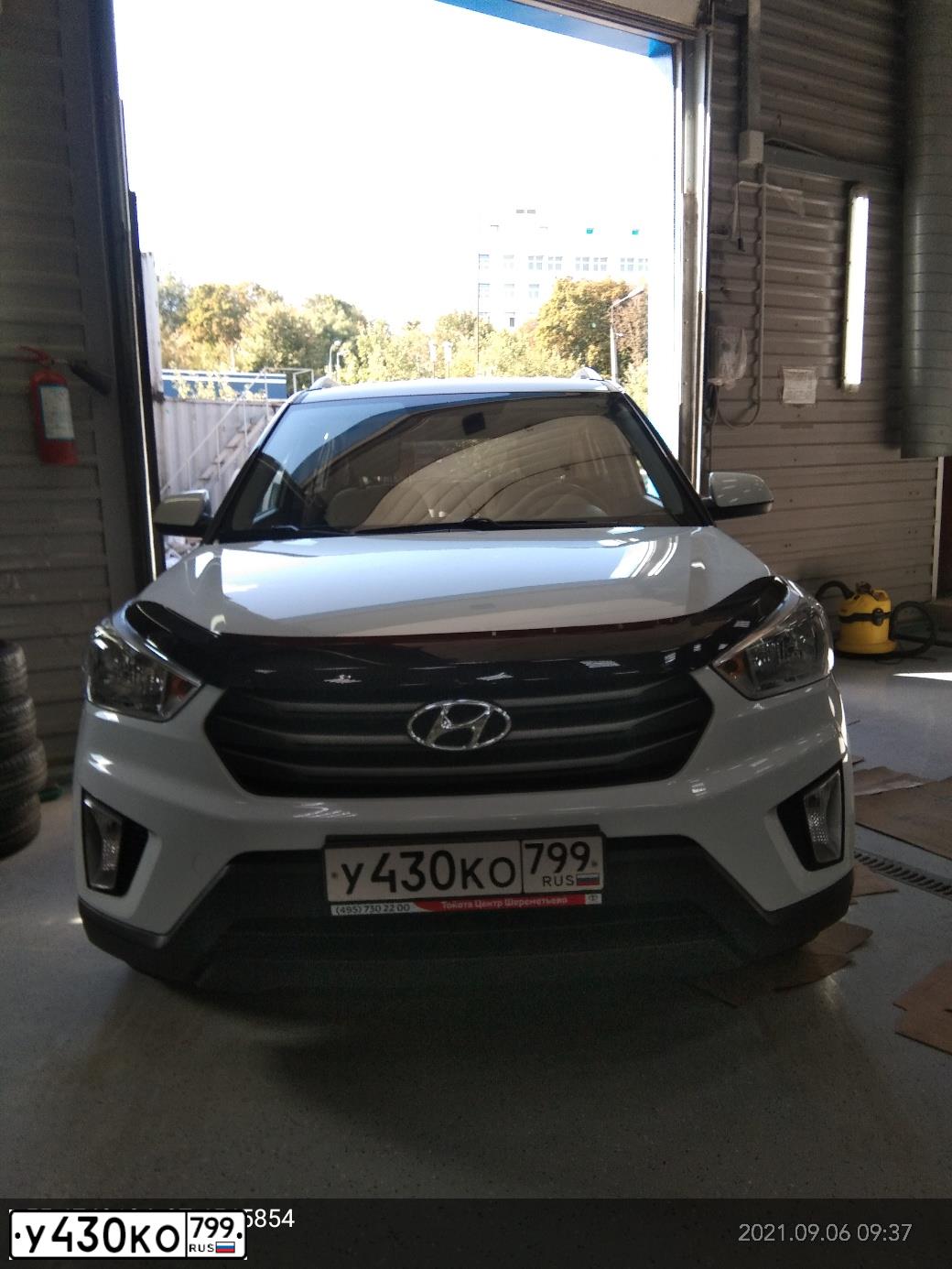Фото автомобиля HYUNDAI CRETA, 2016 — госномер У430КО799. Цвет: Белый