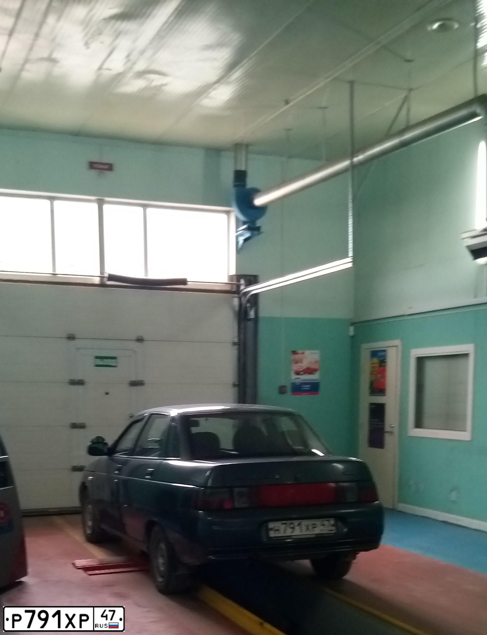 Фото автомобиля LADA 2109 SAMARA, 2000 — госномер Т059АО47. Цвет: СЕРЕБР.СЕРО-ЗЕЛЕНЫЙ