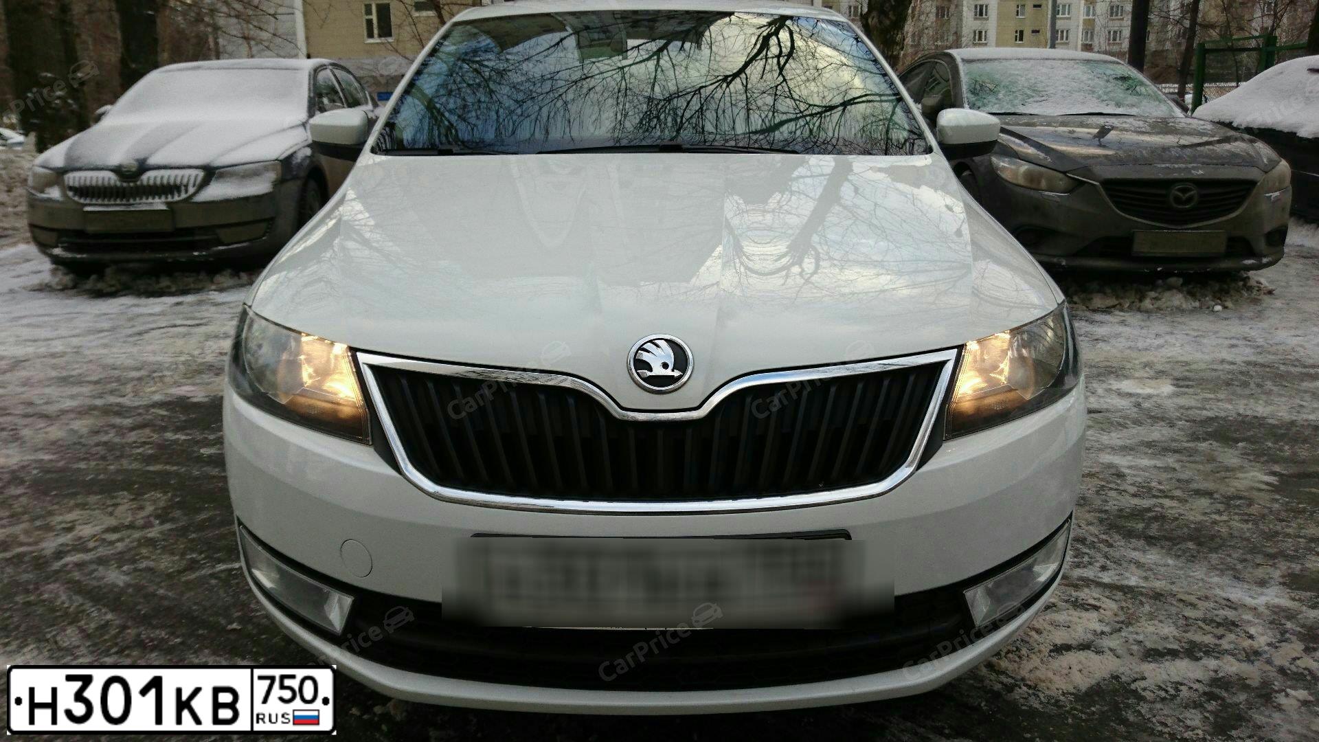 Фото автомобиля SKODA RAPID, 2014 — госномер В585ВС977. Цвет: Белый