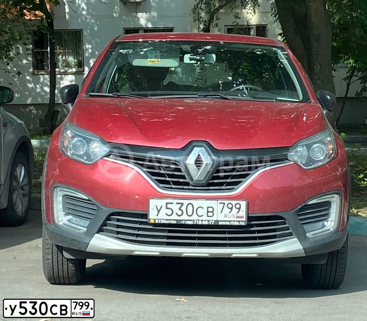 Фото автомобиля RENAULT KAPTUR, 2019 — госномер У530СВ799. Цвет: Красный