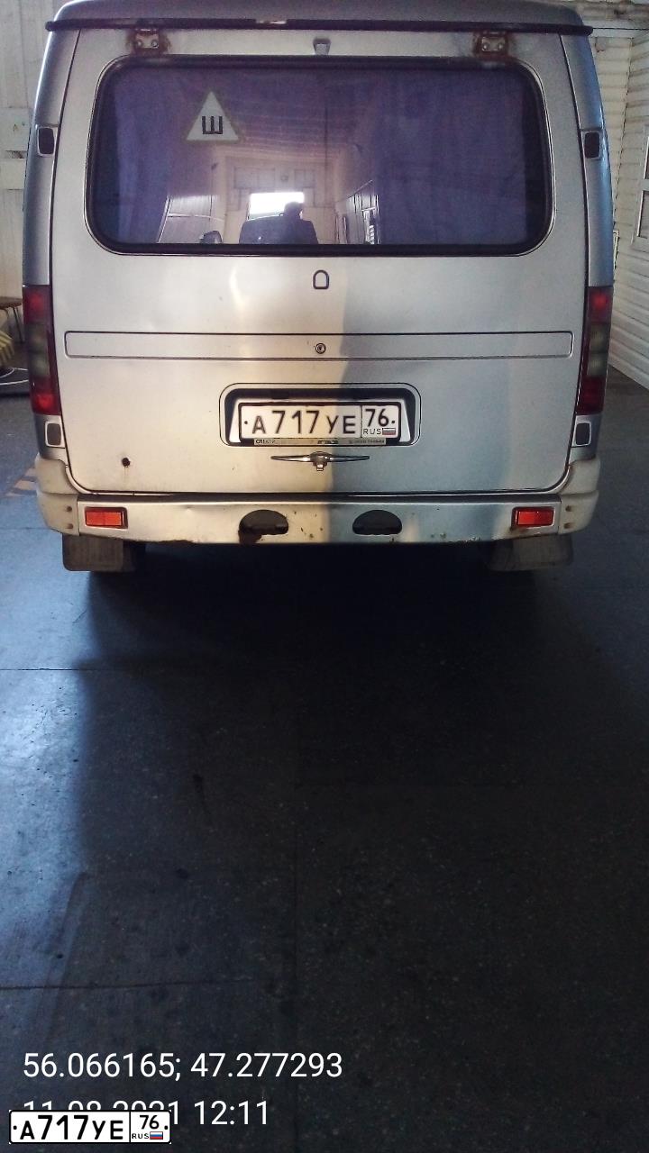 Фото автомобиля GAZ 2217 SOBOL, 2007 — госномер А717УЕ76. Цвет: СИЛЬВЕР