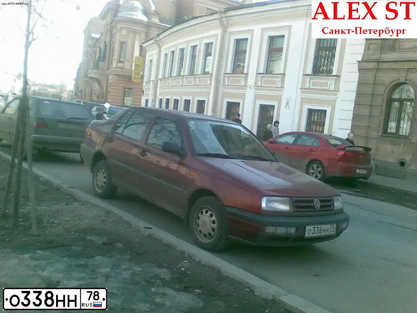 Фото автомобиля VOLKSWAGEN VENTO, 1994 — госномер Т147УК47. Цвет: ВИШНЕВЫЙ