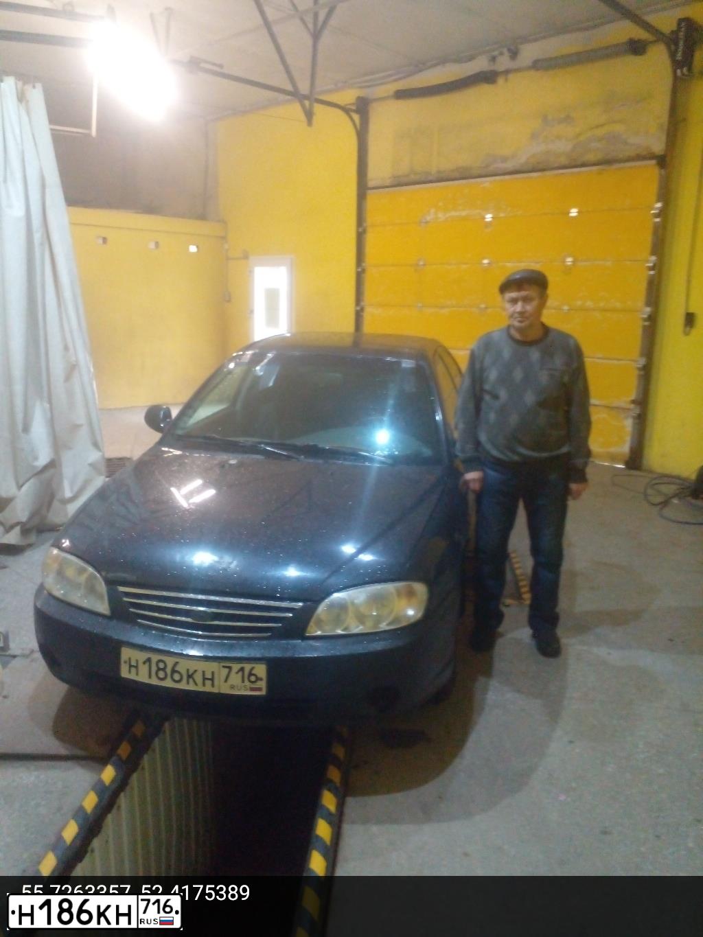 Фото автомобиля KIA SPECTRA, 2007 — госномер Н186КН716. Цвет: ЧЕРНЫЙ МЕТАЛЛИК (ЧЕРНЫЙ)