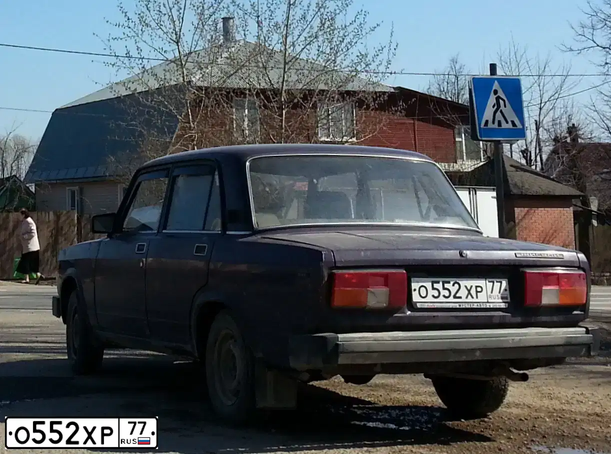 Фото автомобиля SKODA FELICIA, 1998 — госномер Е938НР33. Цвет: Белый