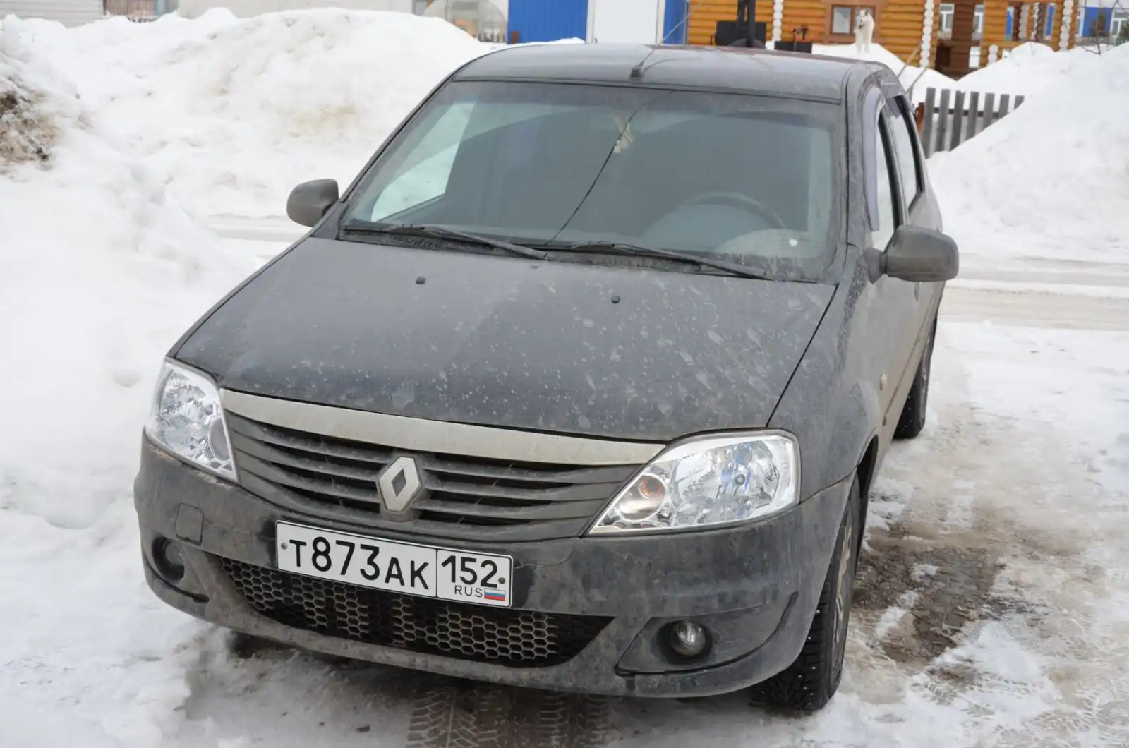 Фото автомобиля LADA 2114 SAMARA, 2010 — госномер В439ЕМ152. Цвет: Сине-Черный