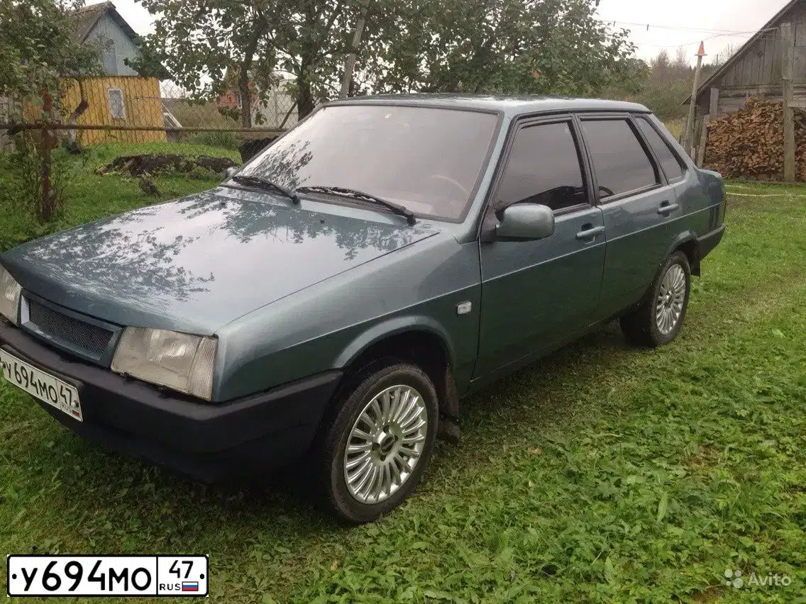 Фото автомобиля ВАЗ 21099, 2001 — госномер Н877НМ198. Цвет: СЕРО-СИНИЙ