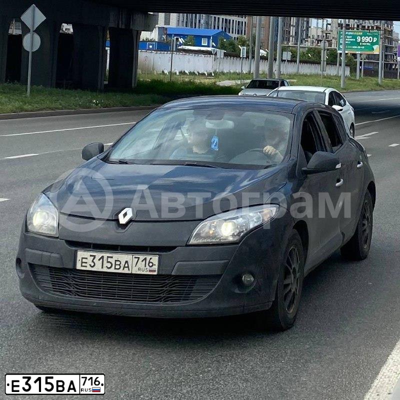 Фото автомобиля RENAULT MEGANE, 2011 — госномер Е315ВА716. Цвет: ЧЕРНЫЙ