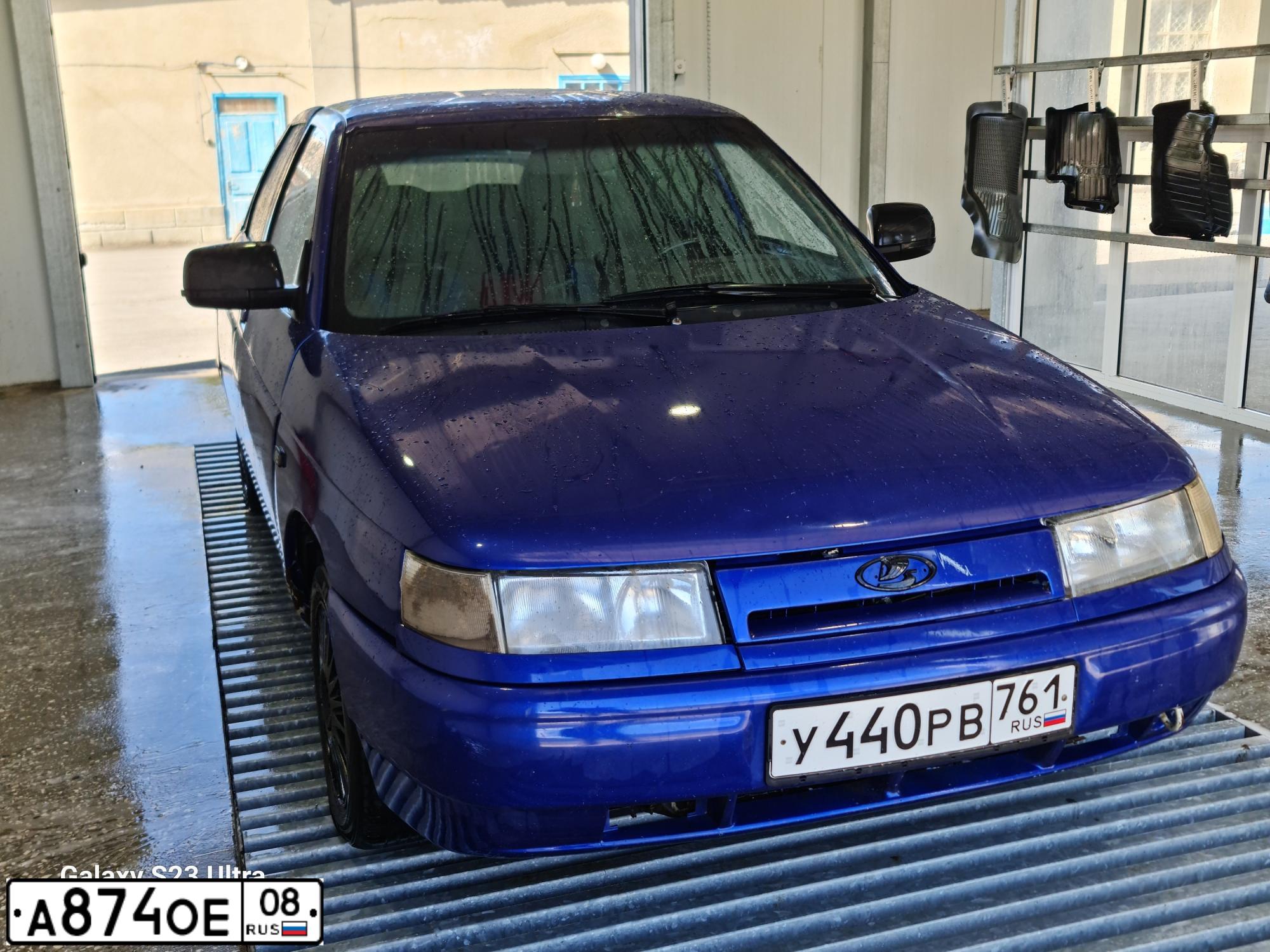 Фото автомобиля LADA 2112, 2006 — госномер У440РВ761. Цвет: СИНИЙ