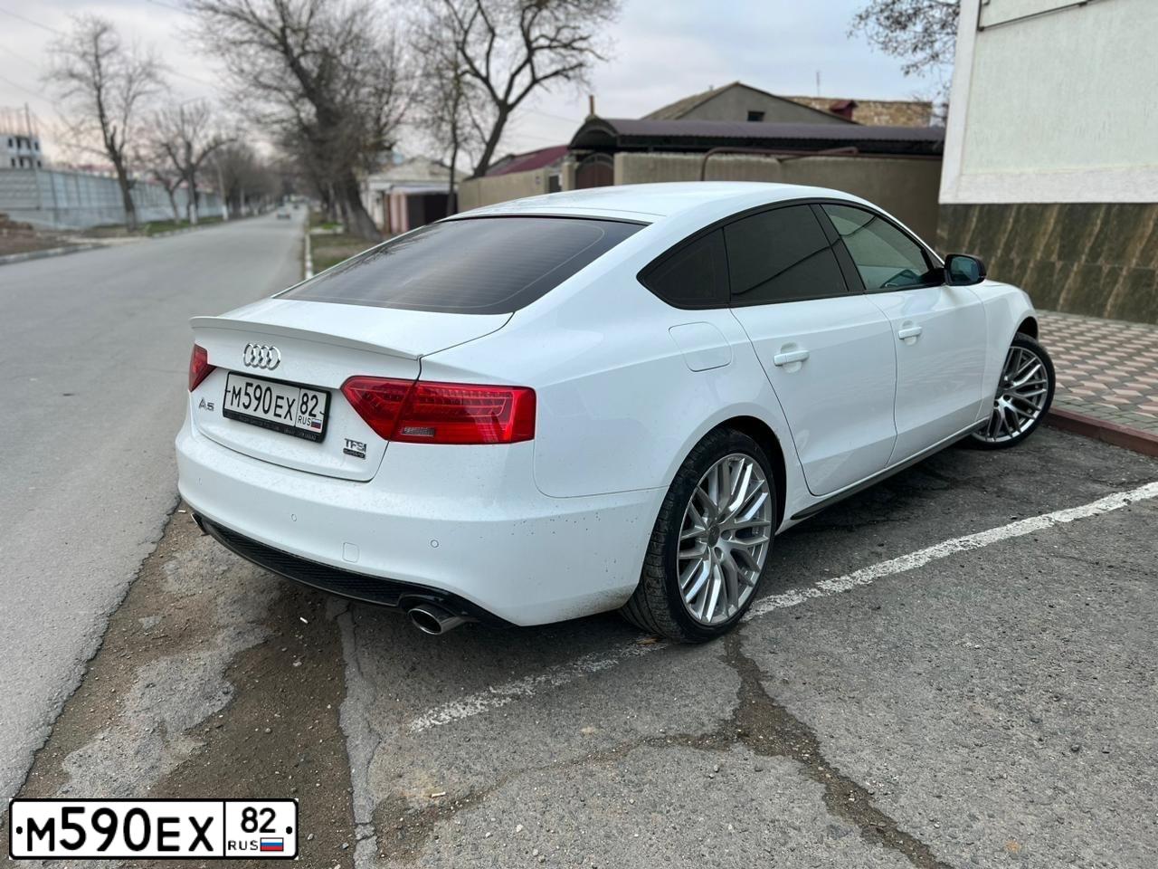 Фото автомобиля AUDI A5, 2016 — госномер В217ВТ180. Цвет: Белый