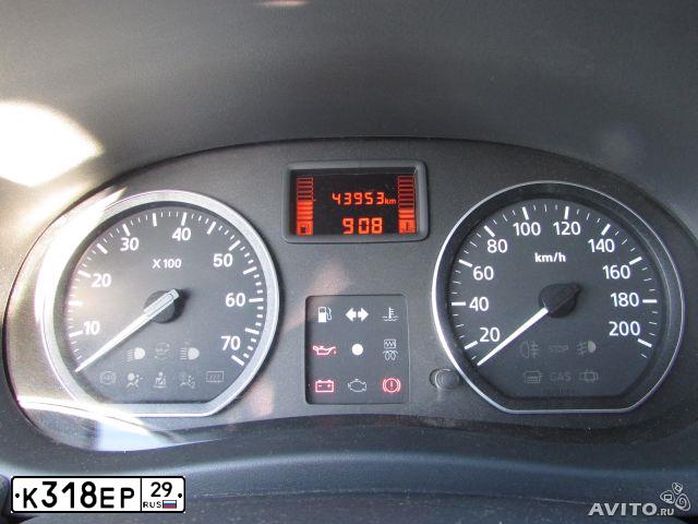 Фото автомобиля RENAULT LOGAN, 2011 — госномер Х482ТТ62. Цвет: Красный