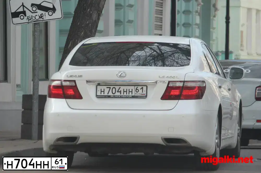 Фото автомобиля LEXUS LS, 2008 — госномер О591ОО61. Цвет: ПЕРЛАМУТРОВО-БЕЛЫЙ