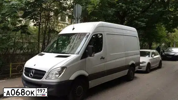Фото автомобиля MERCEDES S SPRINTER, 2008 — госномер А068ОК197. Цвет: Белый