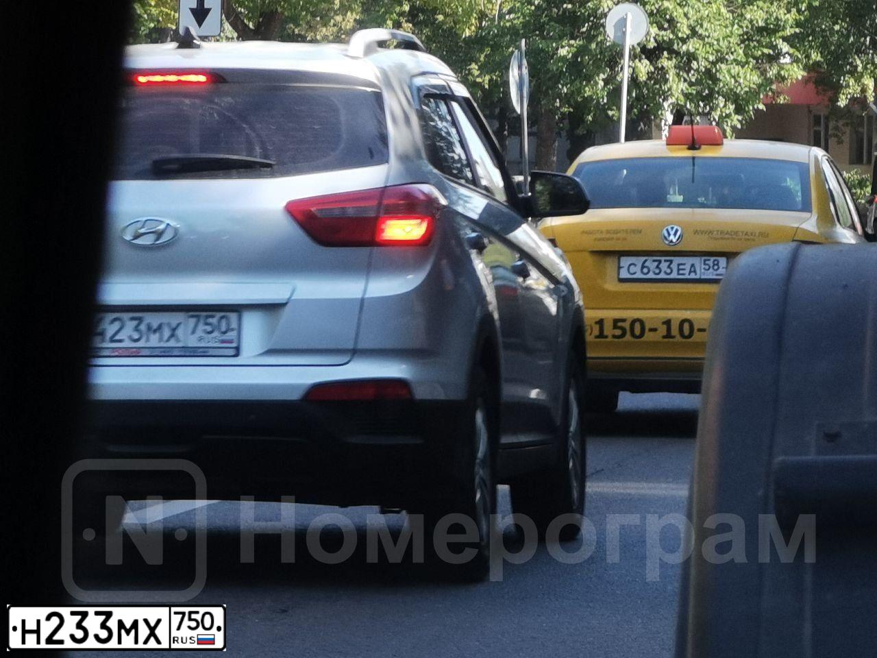 Фото автомобиля OPEL ASTRA, 2012 — госномер Р155СУ790. Цвет: БЕЖЕВЫЙ МЕТАЛЛИК