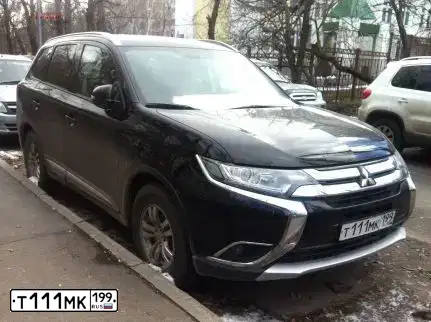 Фото автомобиля MITSUBISHI OUTLANDER, 2008 — госномер Е816КС154. Цвет: ЧЕРНЫЙ