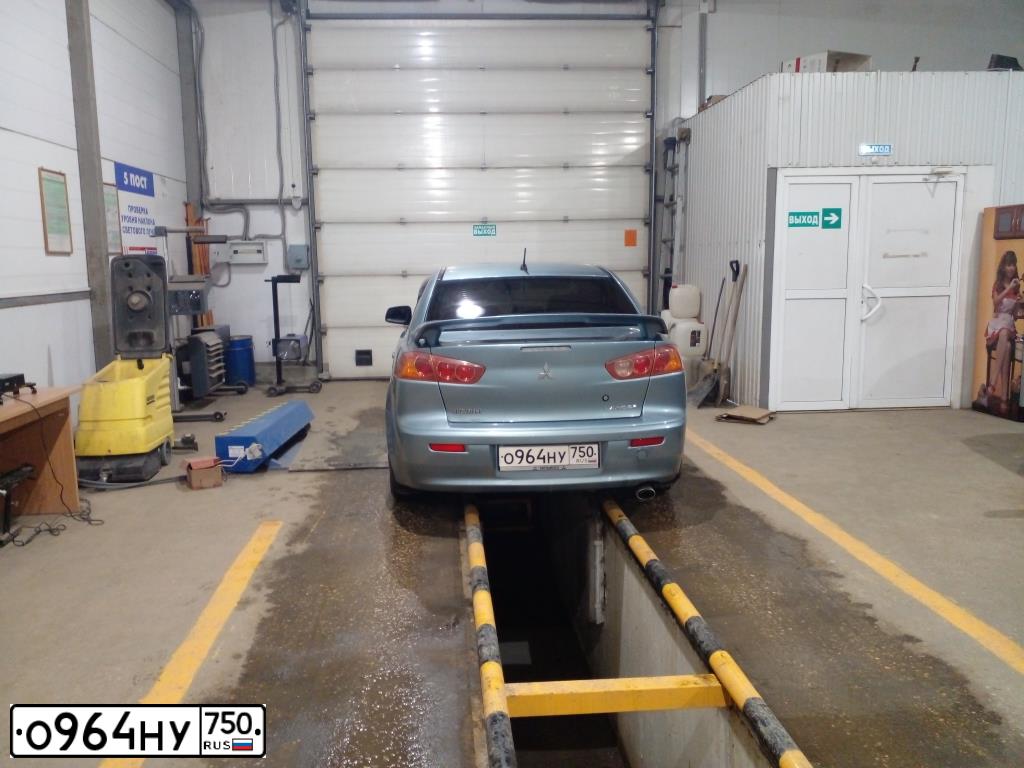 Фото автомобиля MITSUBISHI LANCER, 2007 — госномер Т008ТР33