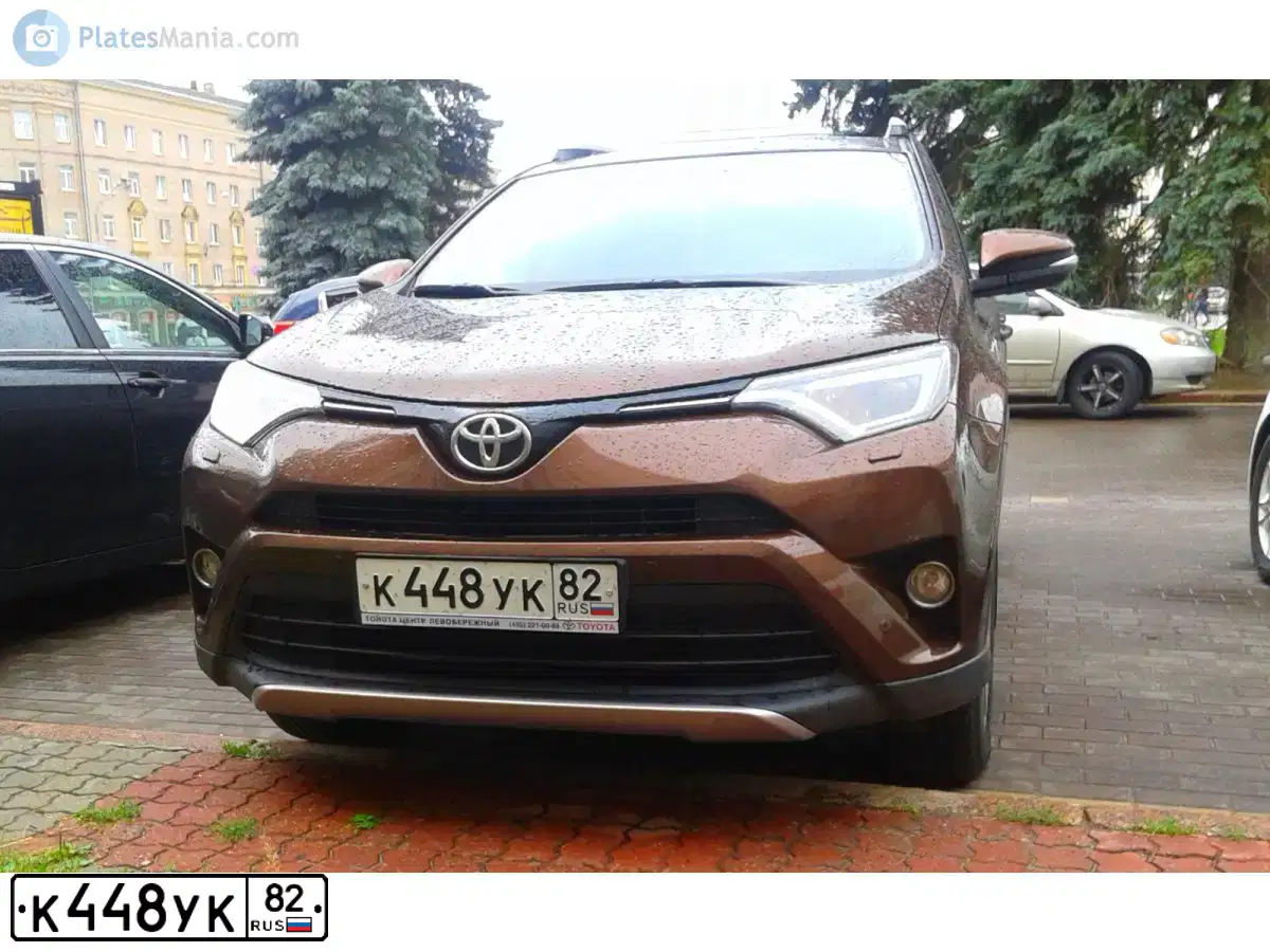 Фото автомобиля TOYOTA RAV4, 2016 — госномер М749НР198. Цвет: КОРИЧНЕВЫЙ МЕТАЛЛИК