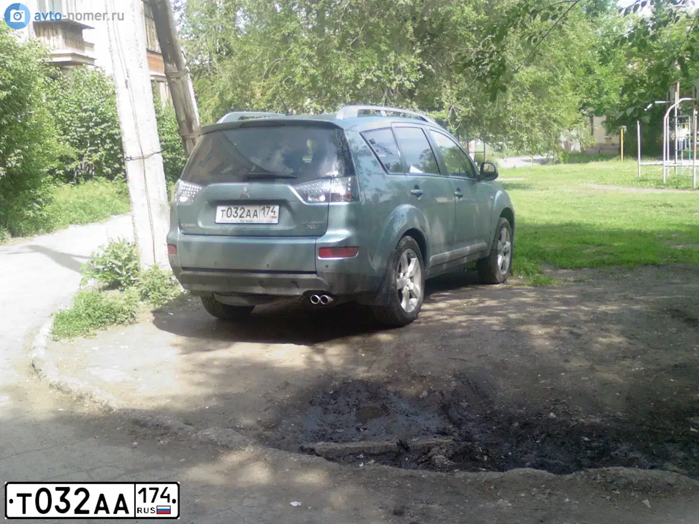 Фото автомобиля MITSUBISHI OUTLANDER, 2007 — госномер Т032АА174. Цвет: ЛИАНА
