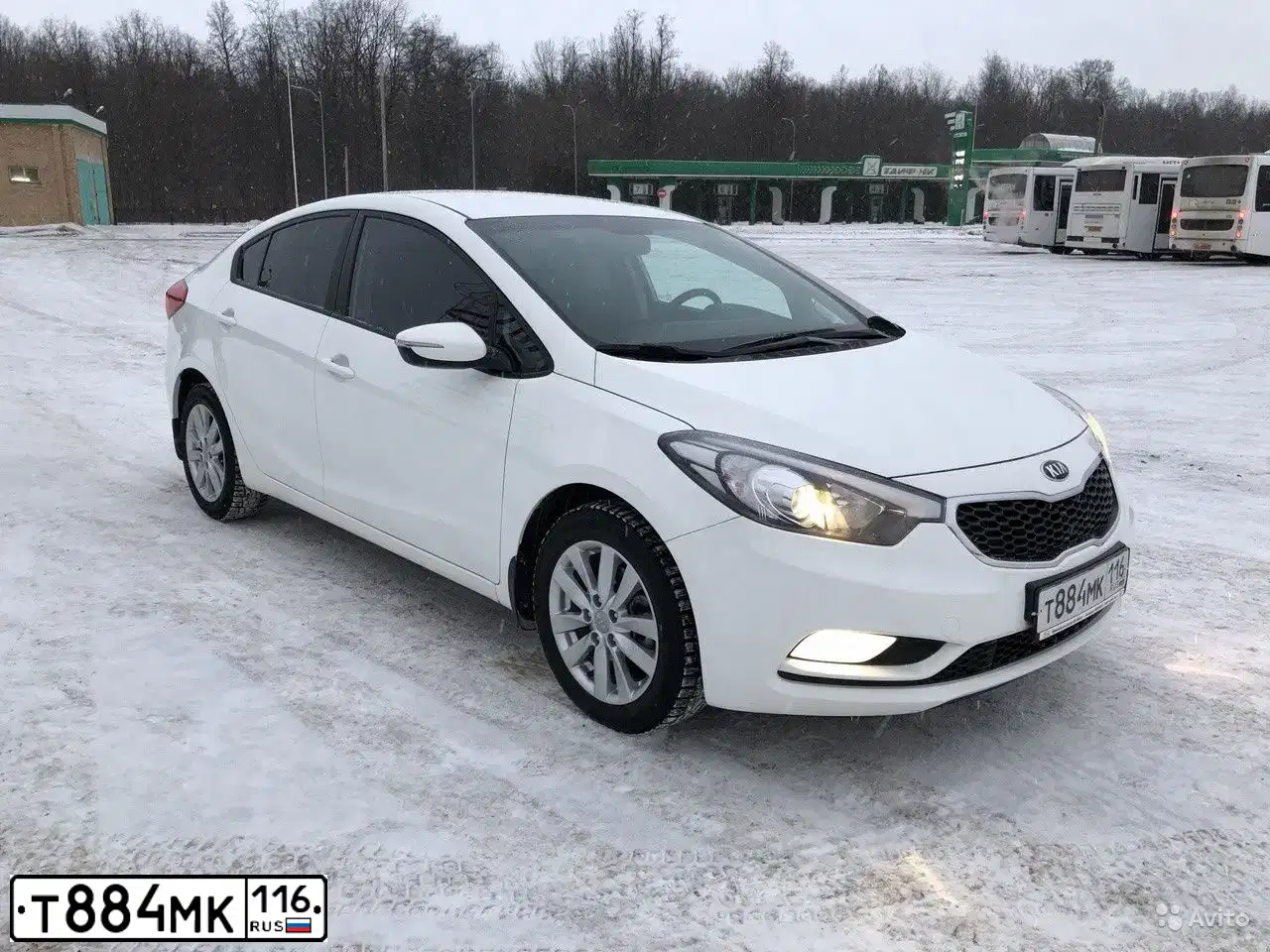 Фото автомобиля KIA CERATO, 2014 — госномер Х027РК43. Цвет: Белый