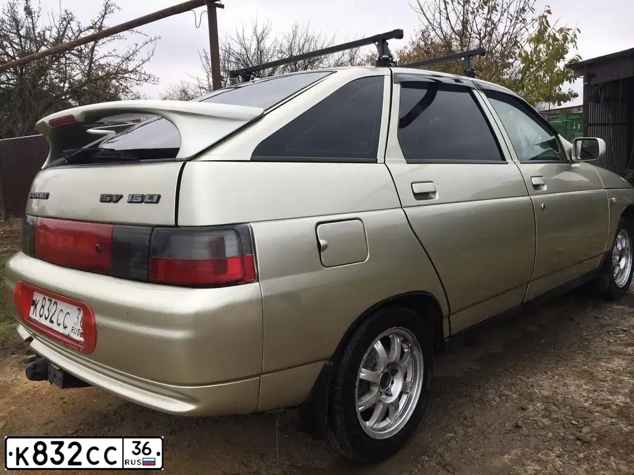 Фото автомобиля LADA 2112, 2005 — госномер М283НС761