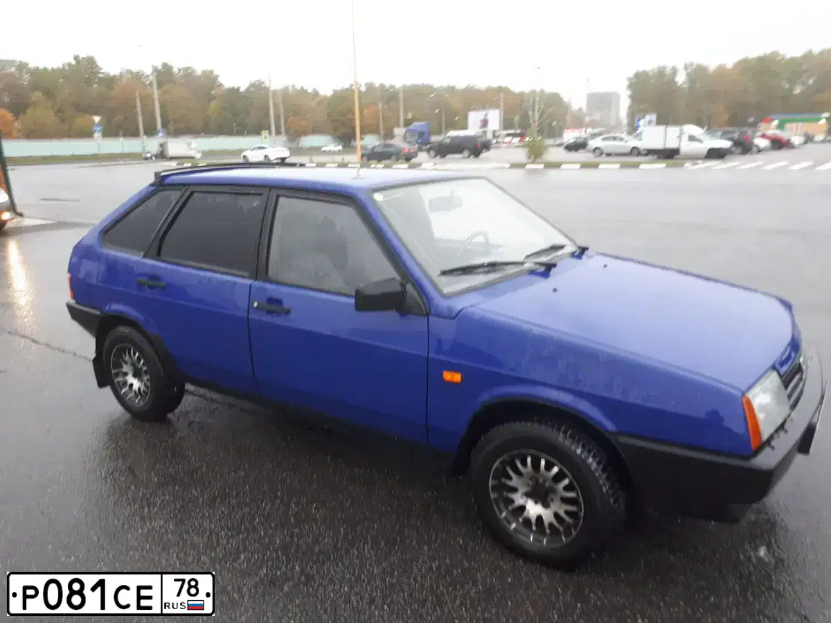 Фото автомобиля LADA 2109 SAMARA, 2000 — госномер В461ТХ147. Цвет: ТЕМНО-ГОЛУБОЙ