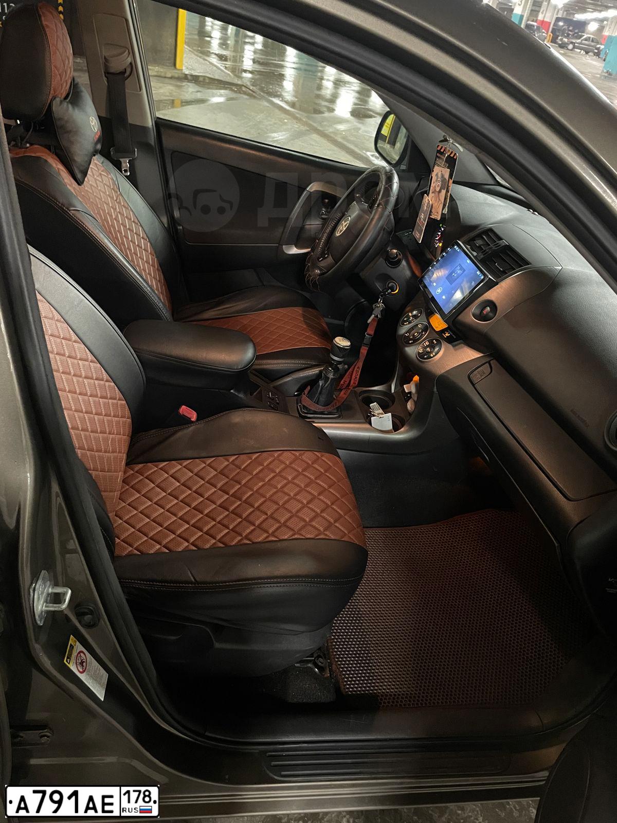 Фото автомобиля TOYOTA RAV4, 2010 — госномер А791АЕ178. Цвет: бронзовый
