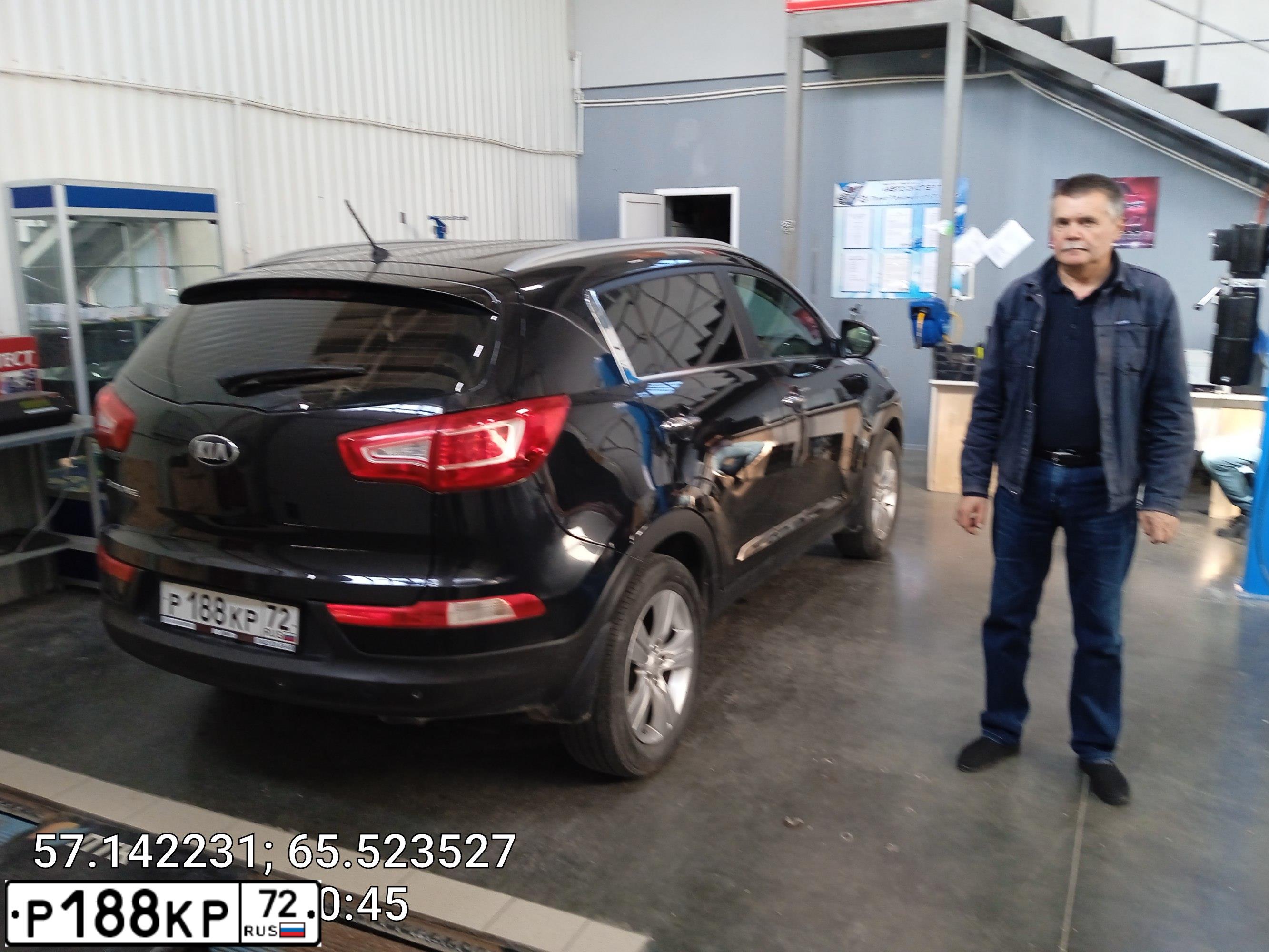 Фото автомобиля KIA SPORTAGE, 2013 — госномер Р188КР72. Цвет: ЧЕРНЫЙ ПЕРЛАМУТР