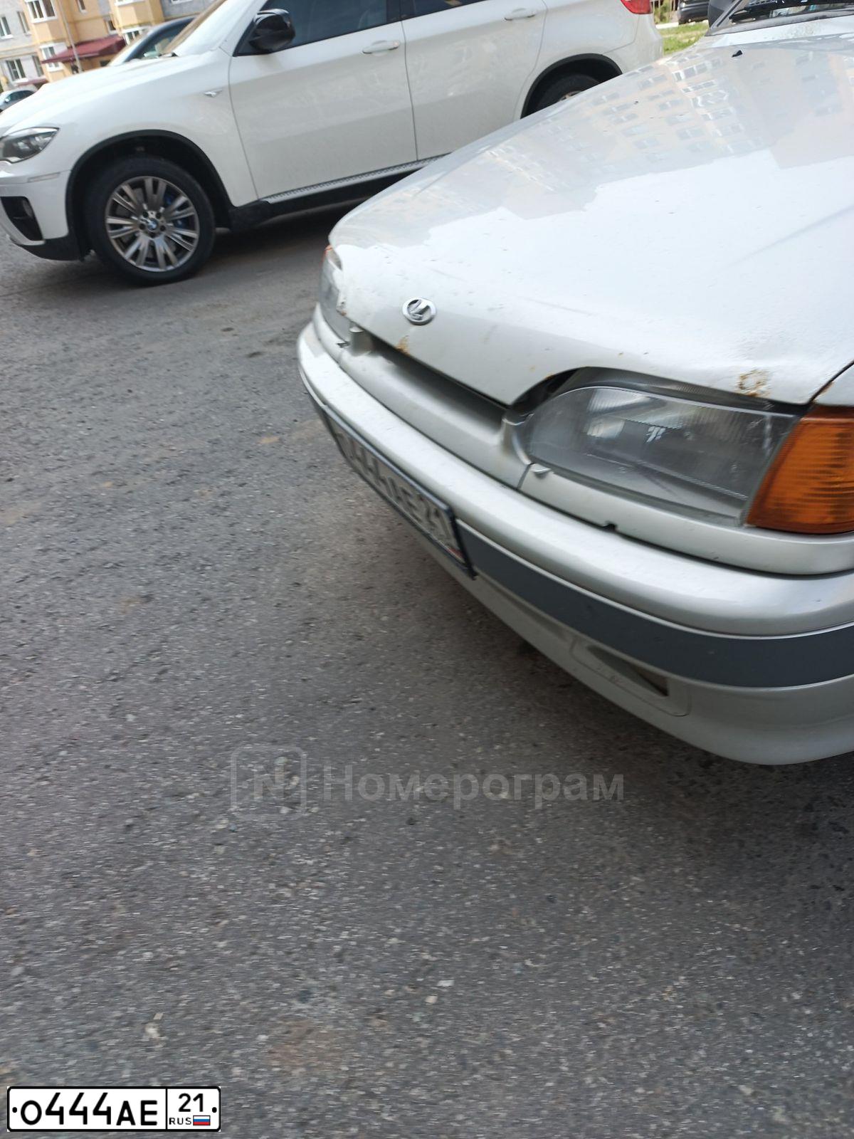 Фото автомобиля LADA 2106, 1996 — госномер О444АЕ21. Цвет: СИНИЙ