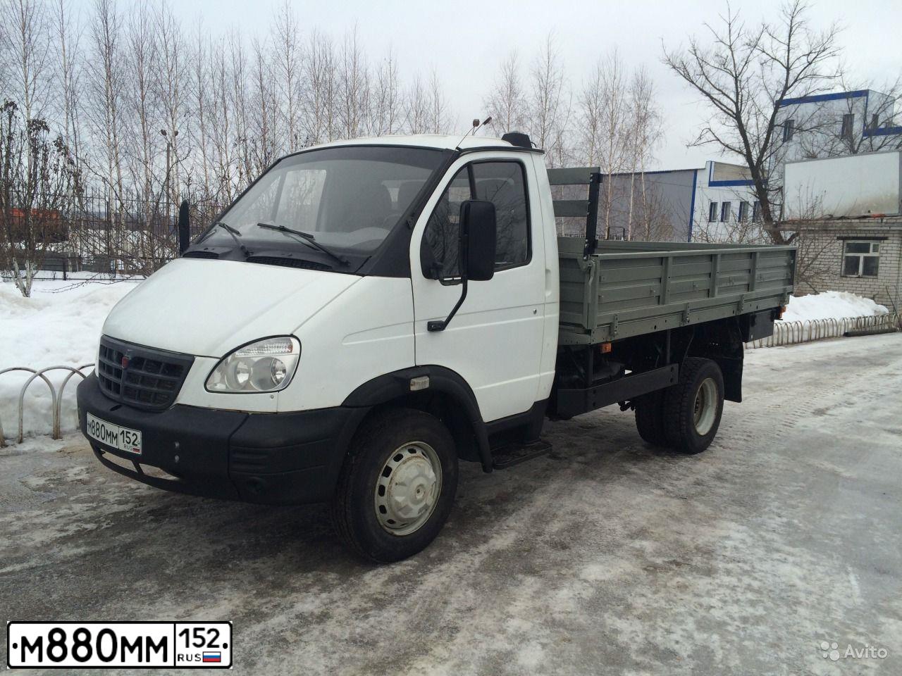 Фото автомобиля GAZ 2217 SOBOL, 2009 — госномер М880ММ152. Цвет: ТЕМНО-СИНИЙ