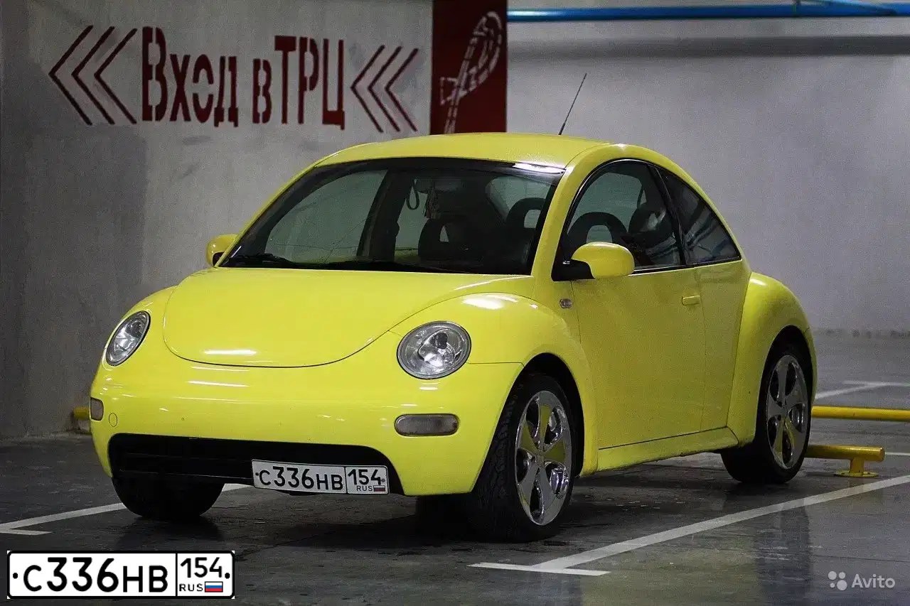 Фото автомобиля VOLKSWAGEN BEETLE, 2000 — госномер В747ТС122. Цвет: ЖЕЛТЫЙ