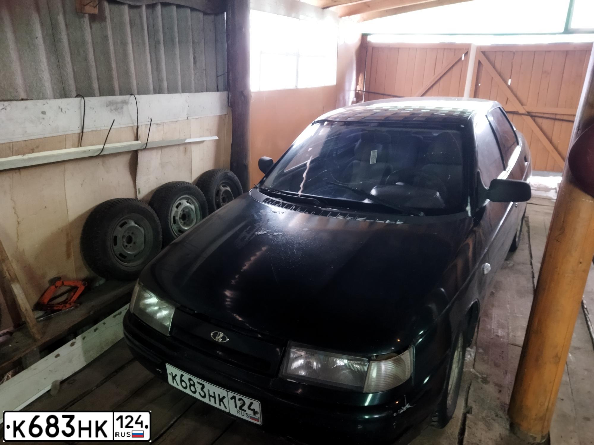 Фото автомобиля LADA 2110, 2002 — госномер У505ЕА124. Цвет: Темно-зеленый