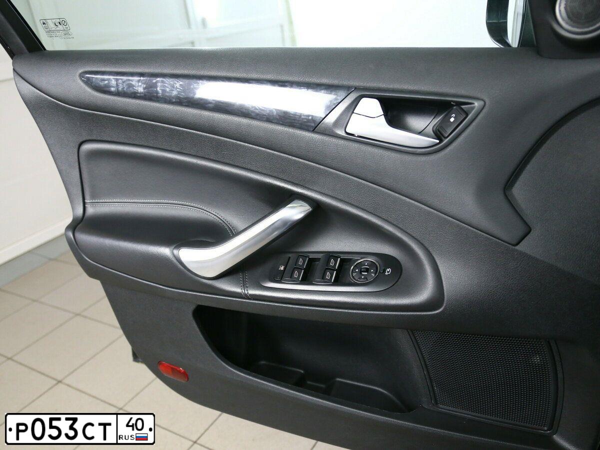 Фото автомобиля FORD MONDEO, 2012 — госномер Р053СТ40. Цвет: ЧЕРНЫЙ