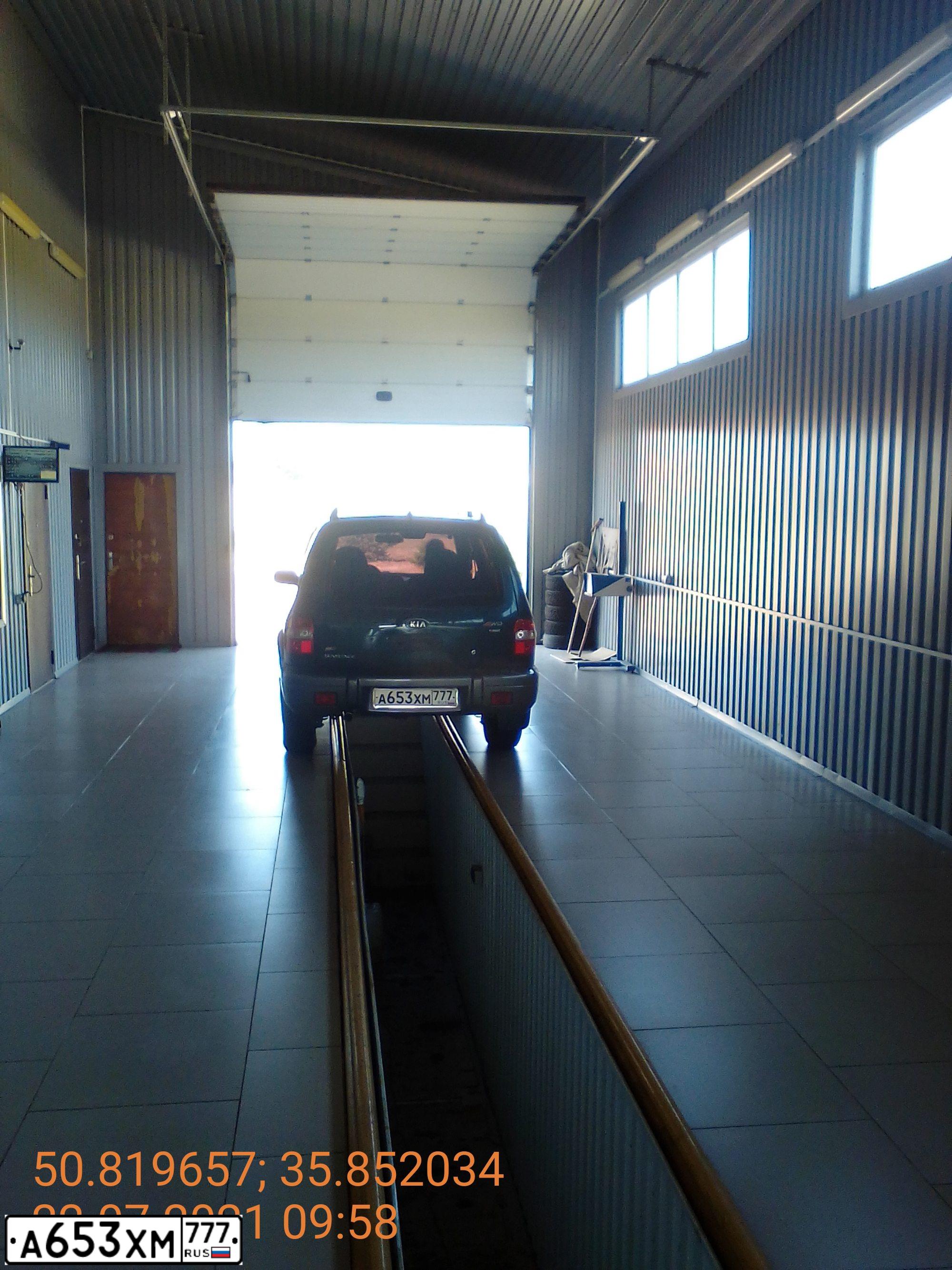 Фото автомобиля KIA SPORTAGE, 2004 — госномер А473РТ77. Цвет: ЗЕЛЕНЫЙ