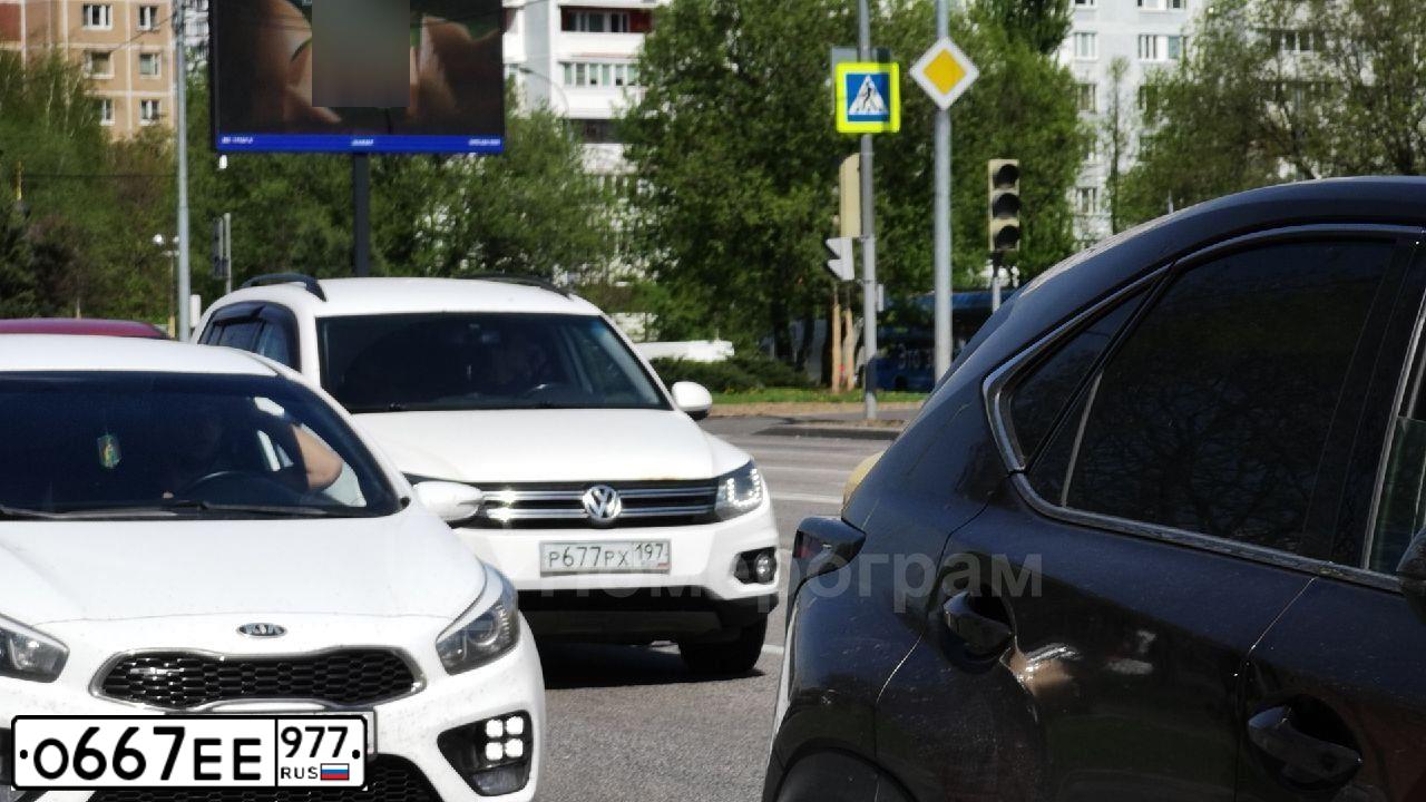 Фото автомобиля KIA CEE'D, 2014 — госномер О691ВР29. Цвет: БЕЛЫЙ