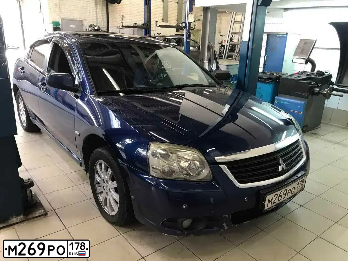 Фото автомобиля MITSUBISHI GALANT, 2008 — госномер Т963ОУ60. Цвет: синий