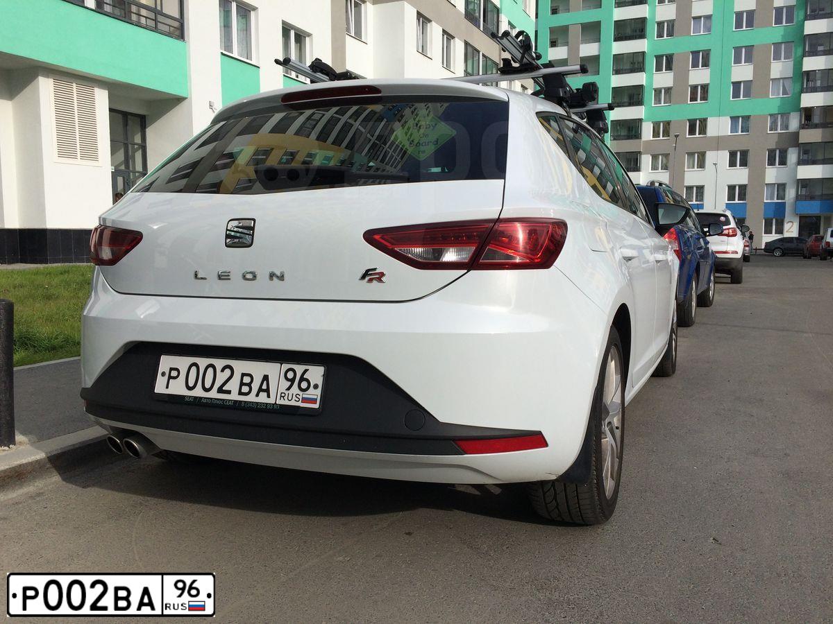 Фото автомобиля LADA 2114 SAMARA, 2011 — госномер А210ВМ196. Цвет: СЕРО-ЗЕЛЕНЫЙ