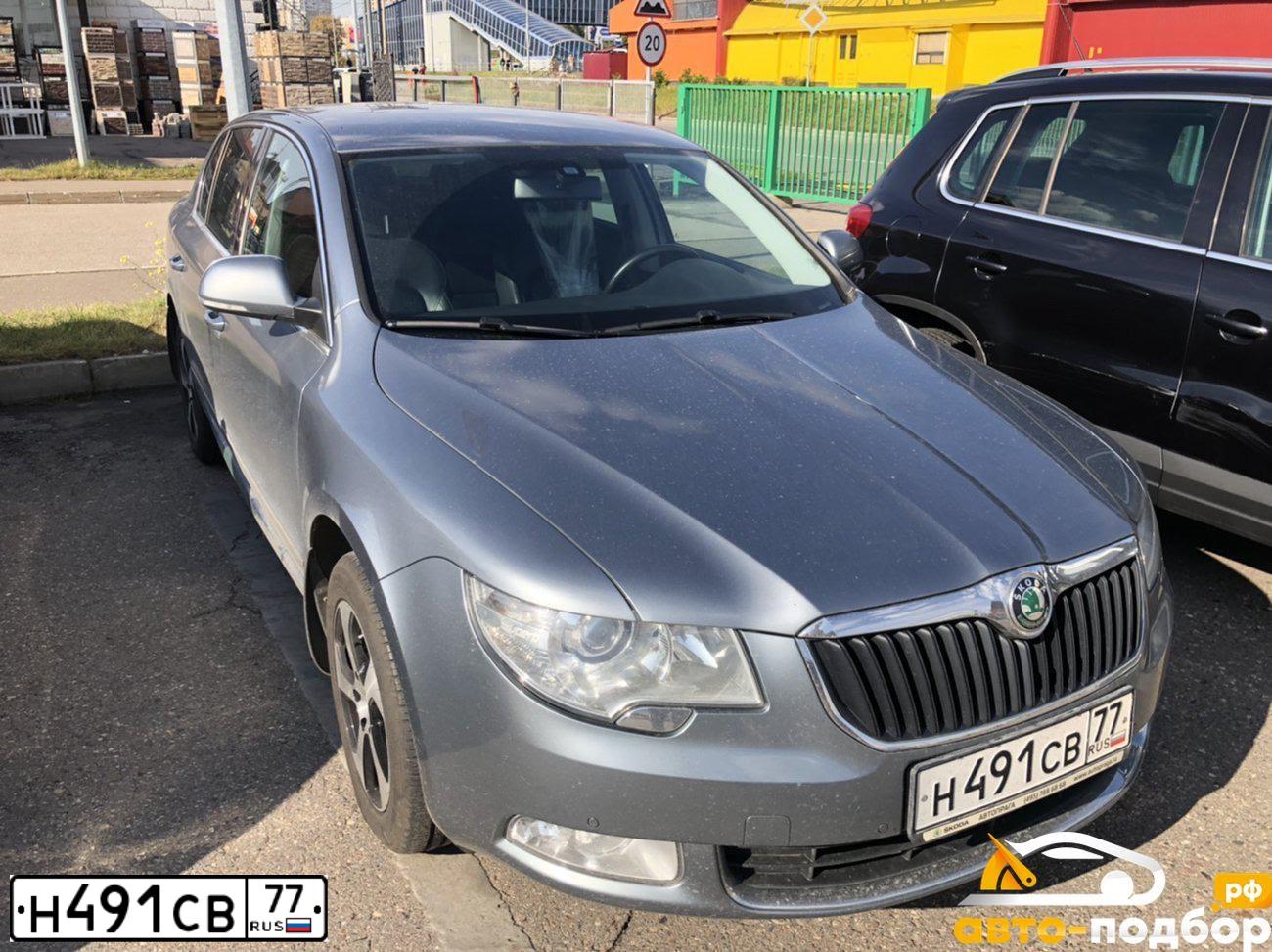 Фото автомобиля SKODA SUPERB, 2012 — госномер К484ОМ62. Цвет: СЕРЫЙ