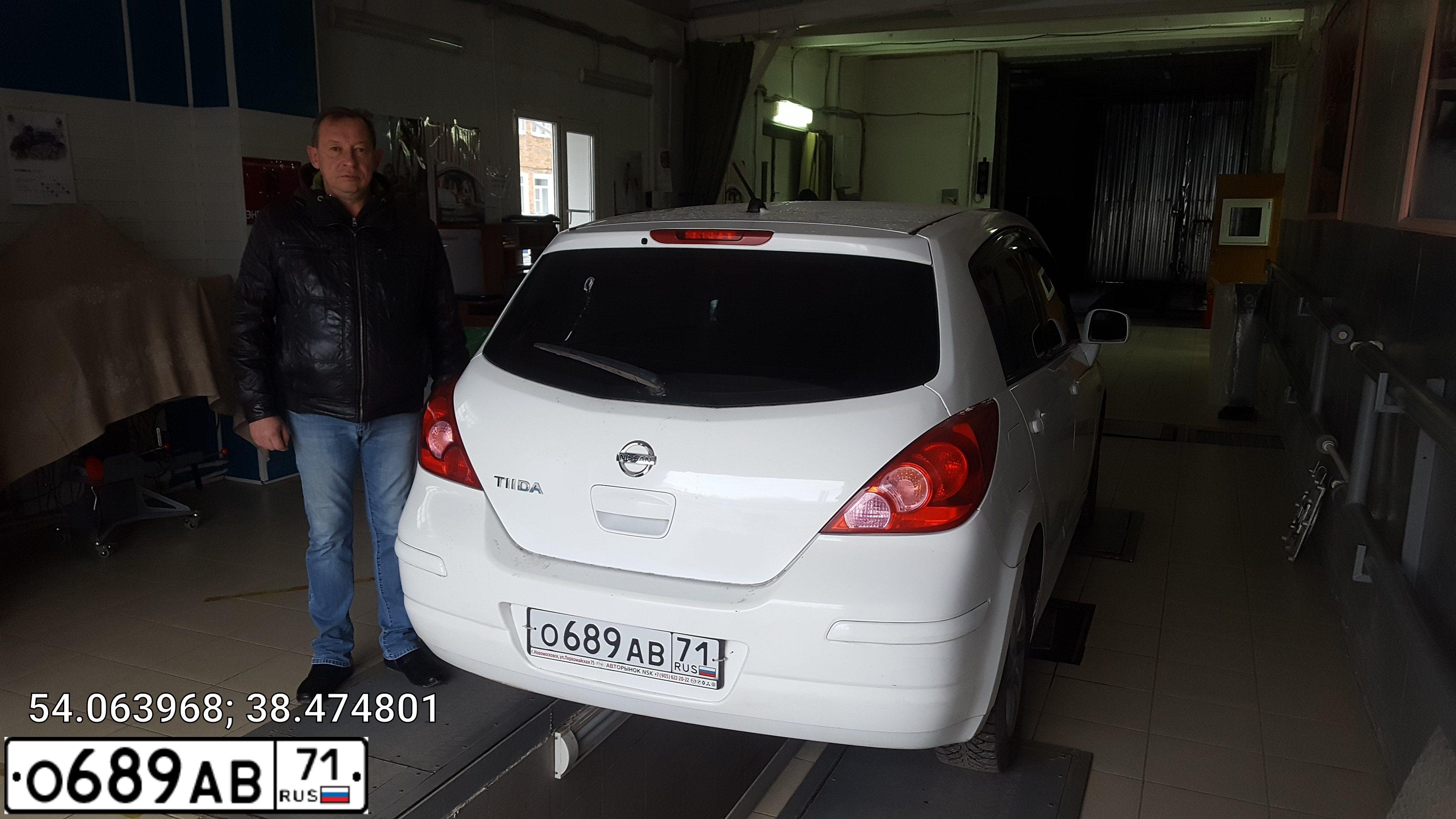 Фото автомобиля NISSAN TIIDA, 2012 — госномер М077УР71. Цвет: Белый