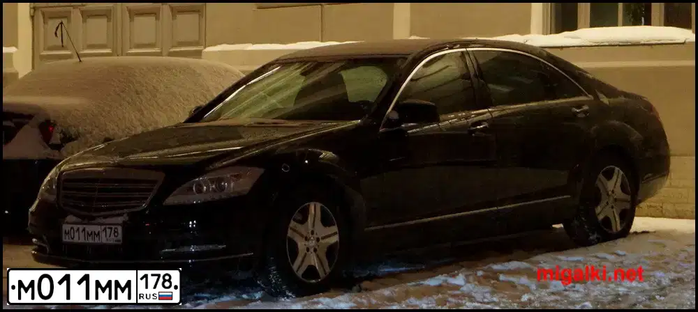 Фото автомобиля MERCEDES S-KLASSE, 2011 — госномер М011ММ178. Цвет: ЧЕРНЫЙ