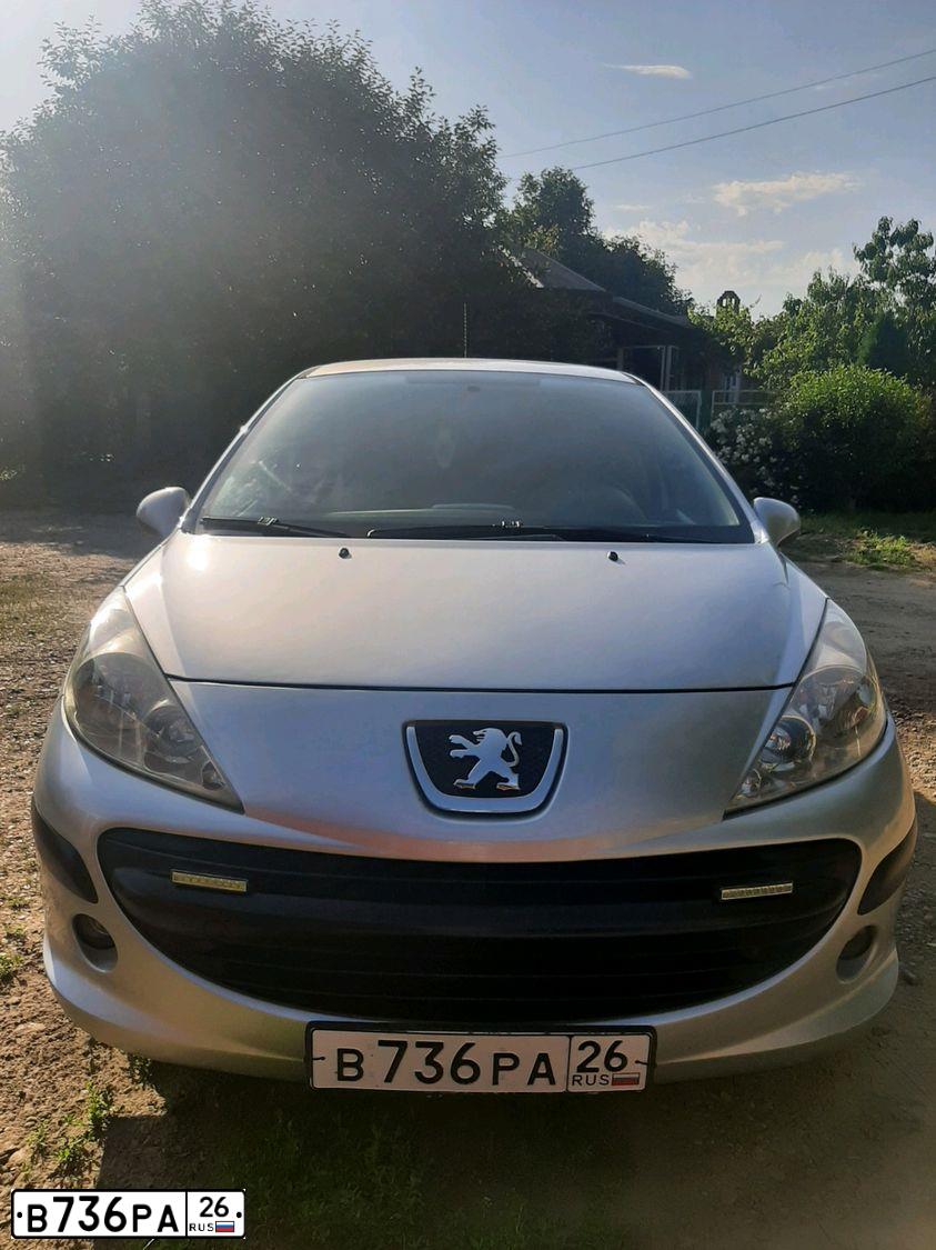 Фото автомобиля PEUGEOT 207, 2007 — госномер О189МН193. Цвет: СЕРЕБРИСТЫЙ