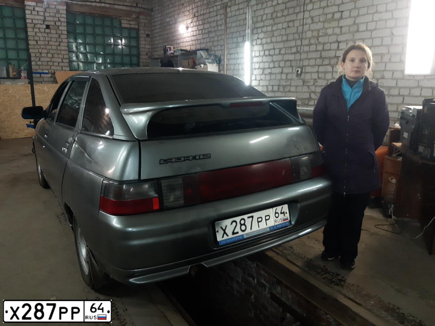 Фото автомобиля LADA 2112, 2007 — госномер Х287РР64. Цвет: СЕРО ЗЕЛЕНЫЙ
