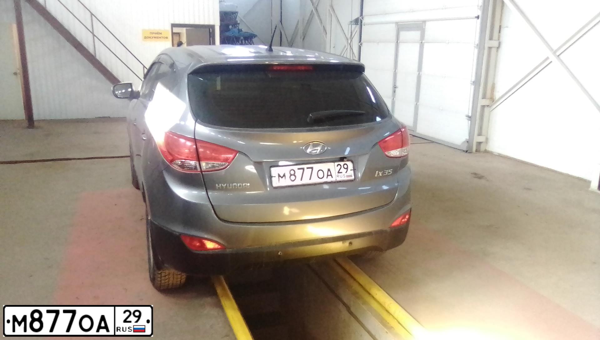 Фото автомобиля HYUNDAI IX35, 2012 — госномер С919СТ777. Цвет: СЕРЫЙ