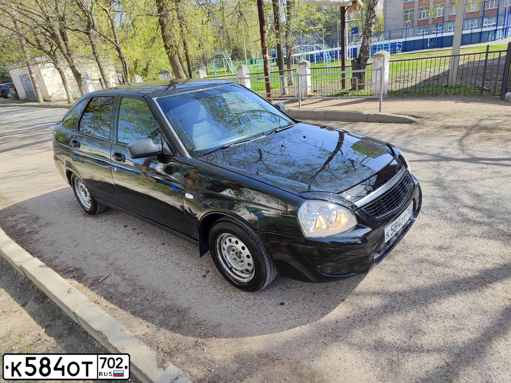 Фото автомобиля LADA 2172 PRIORA, 2008 — госномер К018ОА702. Цвет: ТЕМНО-ЗЕЛЕНЫЙ