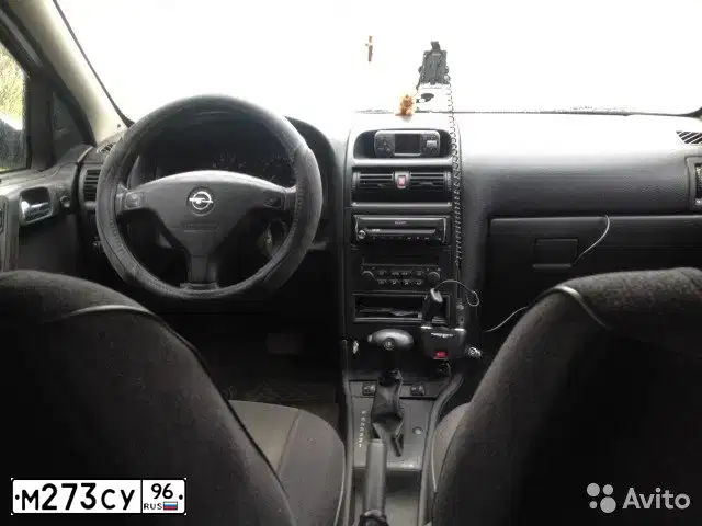 Фото автомобиля OPEL ASTRA, 2003 — госномер М273СУ96. Цвет: СВЕТЛО-СЕРЫЙ