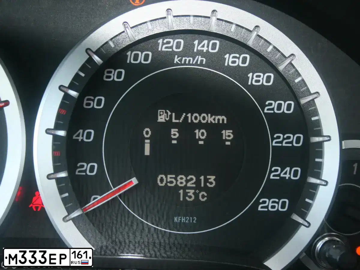 Фото автомобиля MERCEDES GLC-KLASSE, 2016 — госномер М333ЕР161. Цвет: ЧЕРНЫЙ