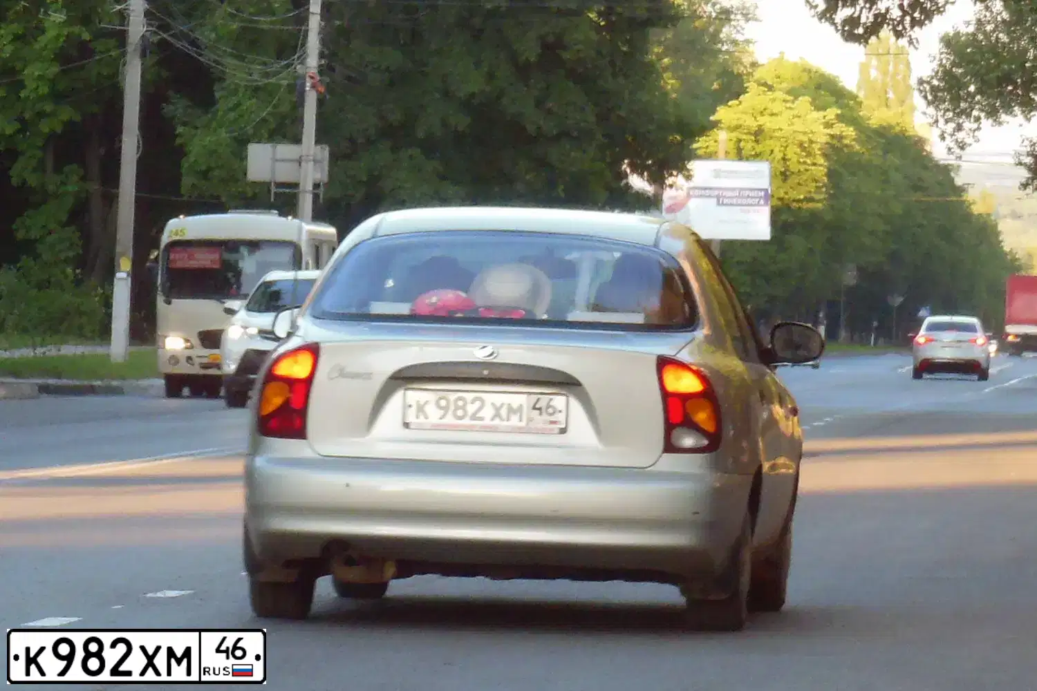 Фото автомобиля ZAZ LANOS, 2009 — госномер К982ХМ46. Цвет: СЕРО-ЗОЛОТИСТЫЙ