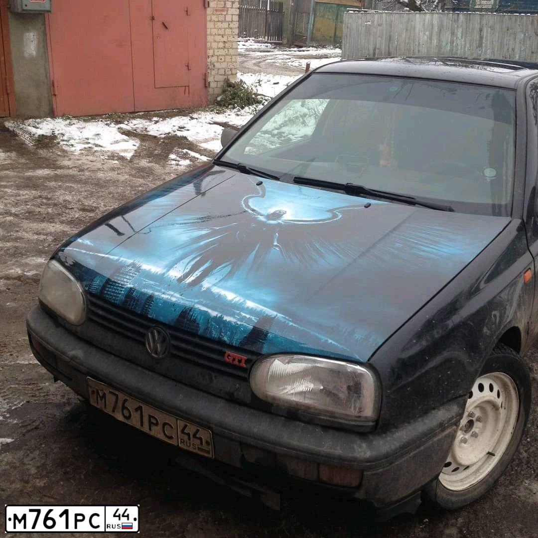 Фото автомобиля VOLKSWAGEN GOLF, 1993 — госномер О575СВ33. Цвет: ЧЕРНЫЙ