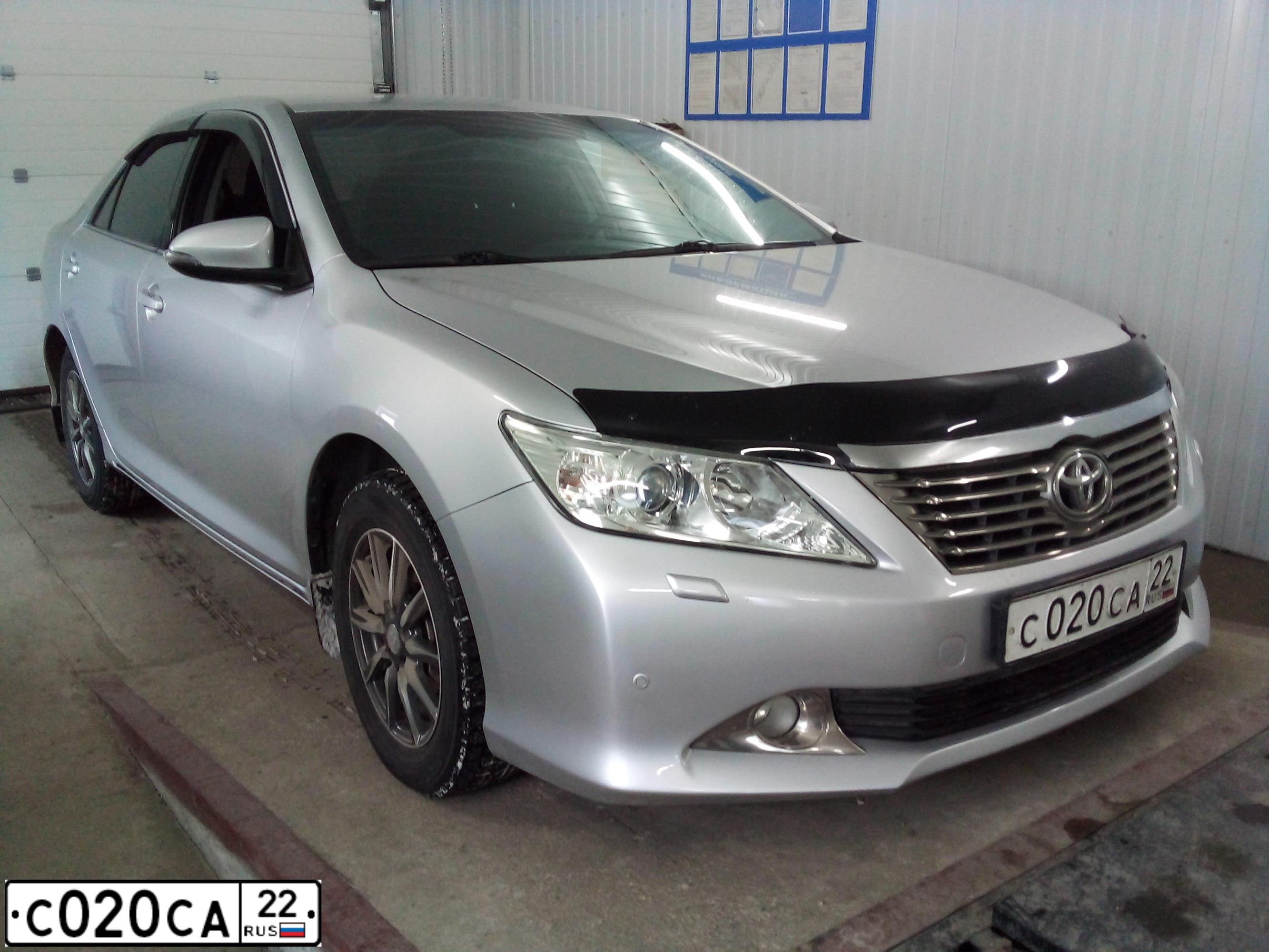 Фото автомобиля TOYOTA CAMRY, 2013 — госномер К717СВ116. Цвет: СЕРЕБРИСТЫЙ МЕТАЛЛИК