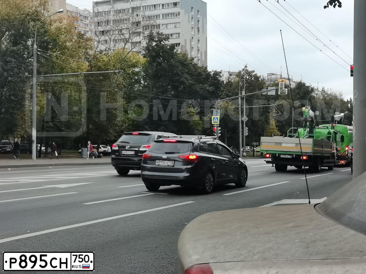 Фото автомобиля VOLKSWAGEN JETTA, 2013 — госномер Р890КА774. Цвет: ЧЕРНЫЙ