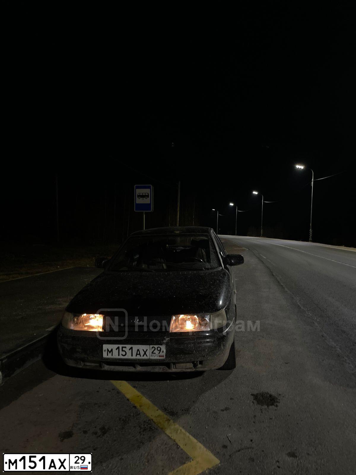 Фото автомобиля LADA 2110, 2000 — госномер М151АХ29. Цвет: ЧЕРНЫЙ